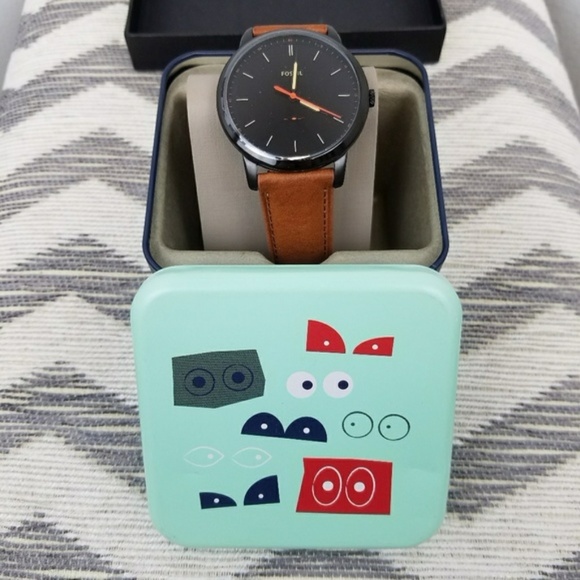 Fossil Minimalist Three-Hand Watch - Picture 2 of 4